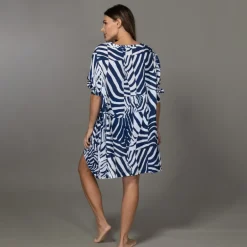 WILD CURVES LORETTA V-NECK TUNIC