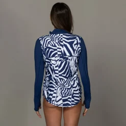 WILD CURVES RELAXED MOCK ZIP TOP